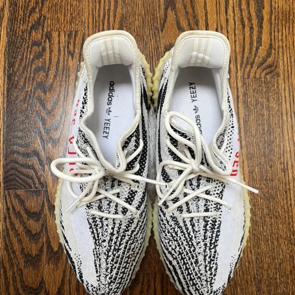 Yeezy Boost 350 V2 \'Zebra\' main image 5